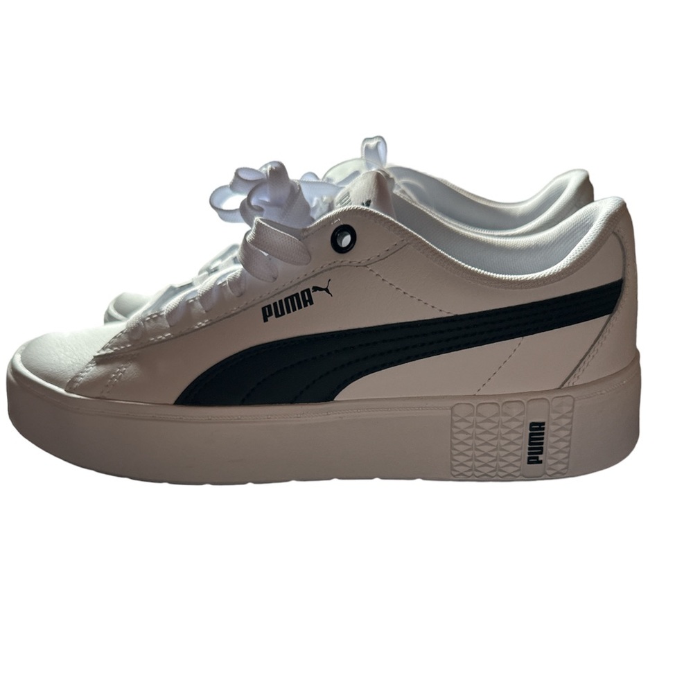 ⭐️Brand New⭐️Women’s Soft Foam Puma Sneakers